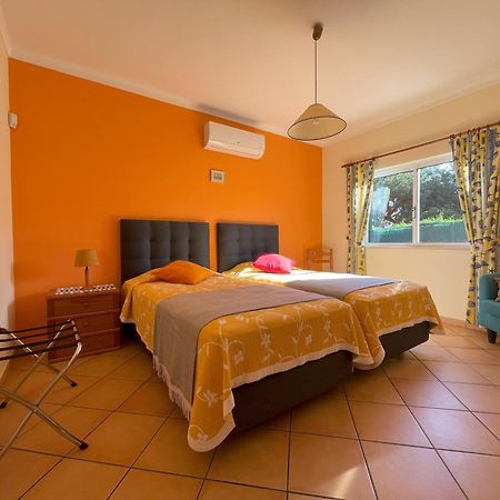 Villa Eber - Independent 1 & 2 Bedroom Apartments, Pool, Air Con, Fast Wi-Fi, Near Old Town Of Albufeira And Beaches Kültér fotó