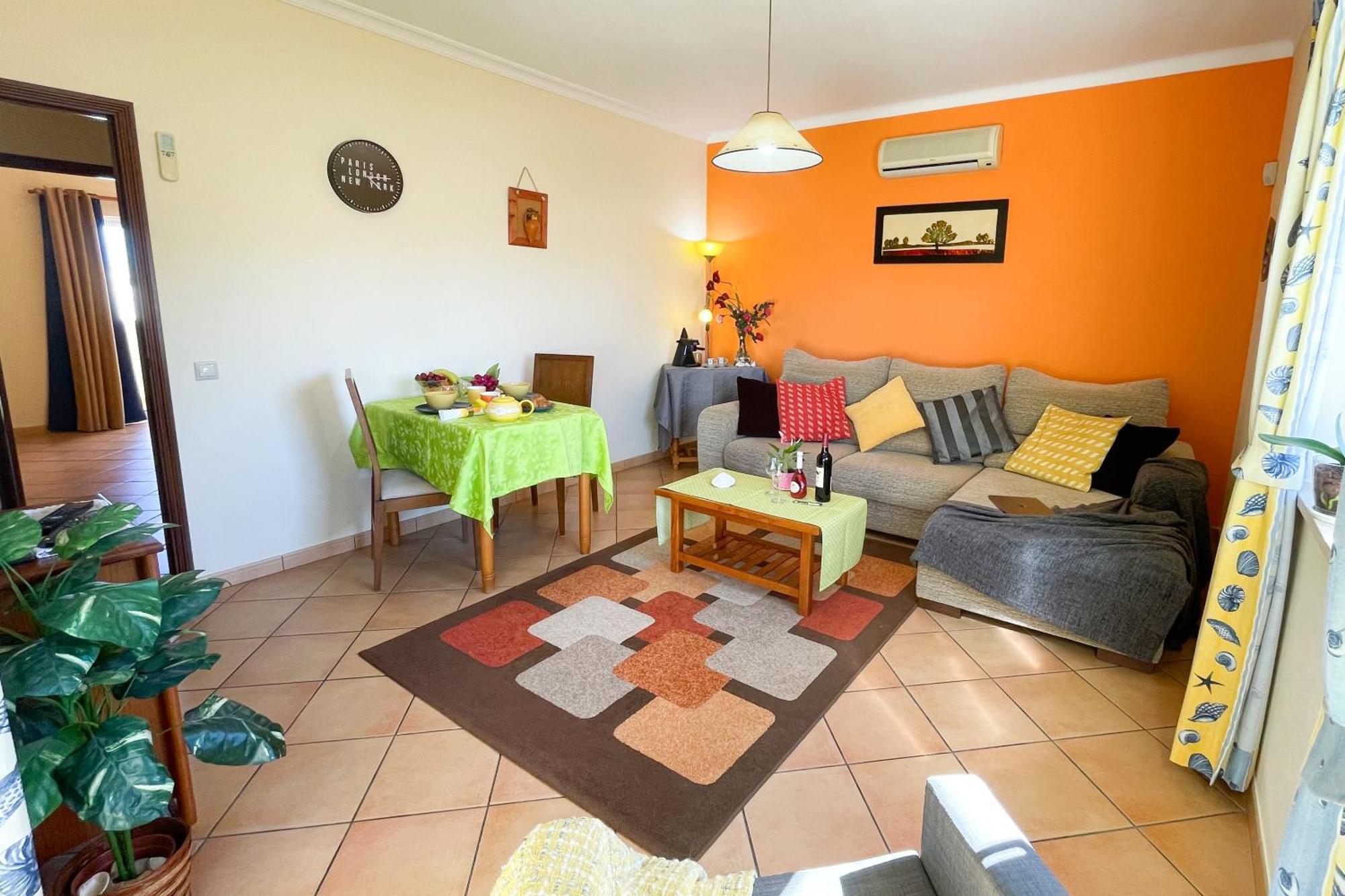 Villa Eber - Independent 1 & 2 Bedroom Apartments, Pool, Air Con, Fast Wi-Fi, Near Old Town Of Albufeira And Beaches Kültér fotó